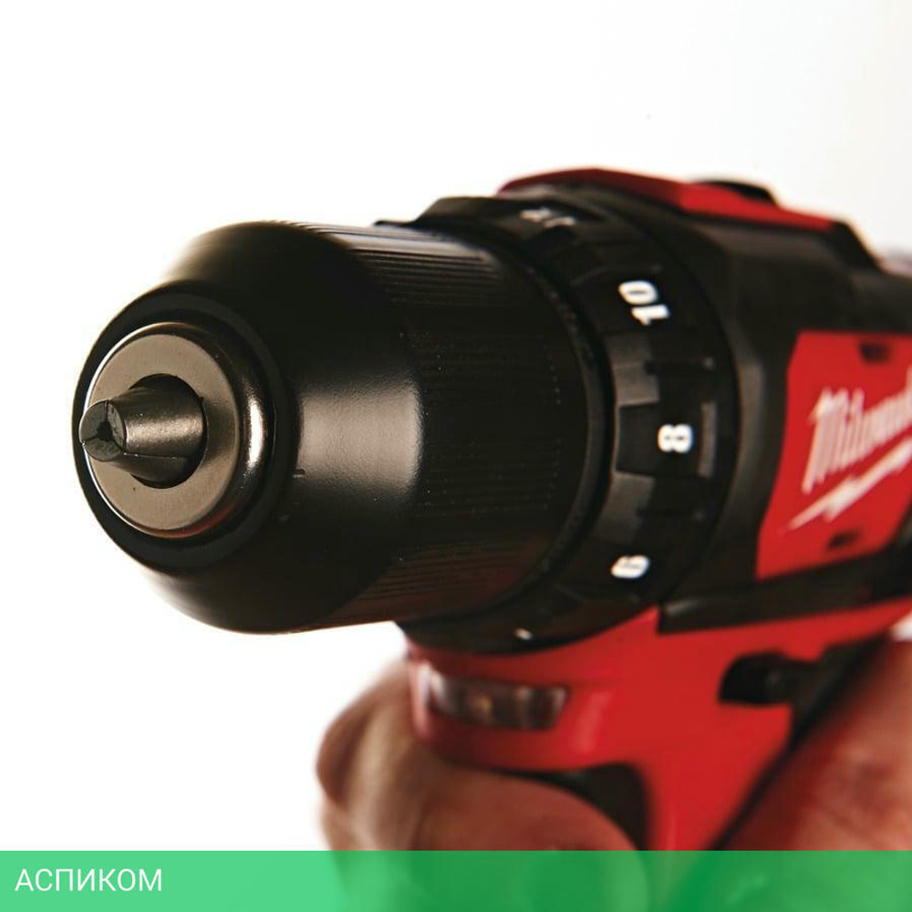 Дрель-шуруповерт Milwaukee M12BDD-202C (4933441915)