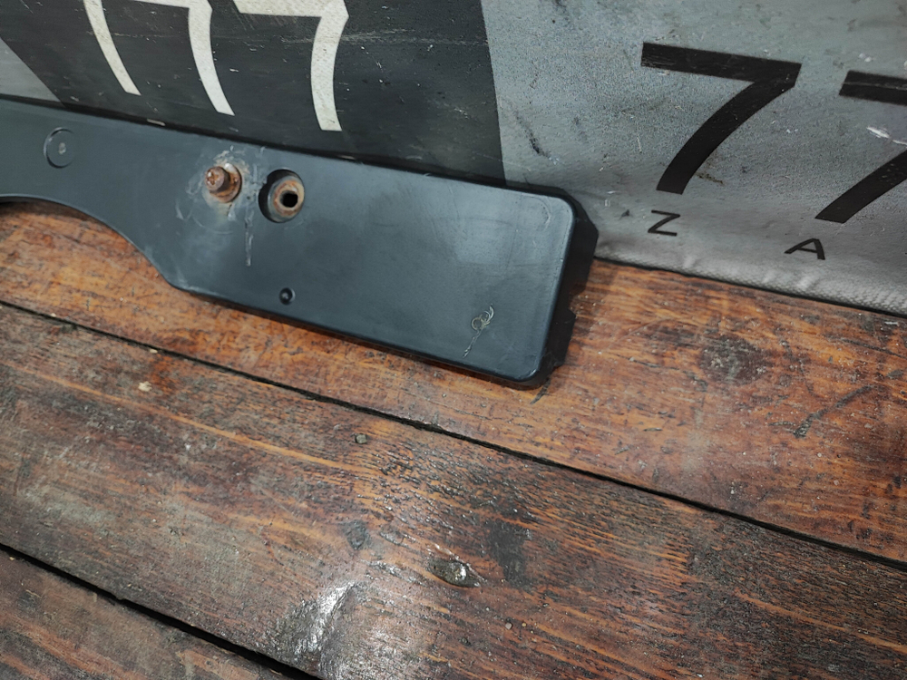 Площадка гос. номера Toyota Camry (XV55) 14-17 Б/У Оригинал 5211433370