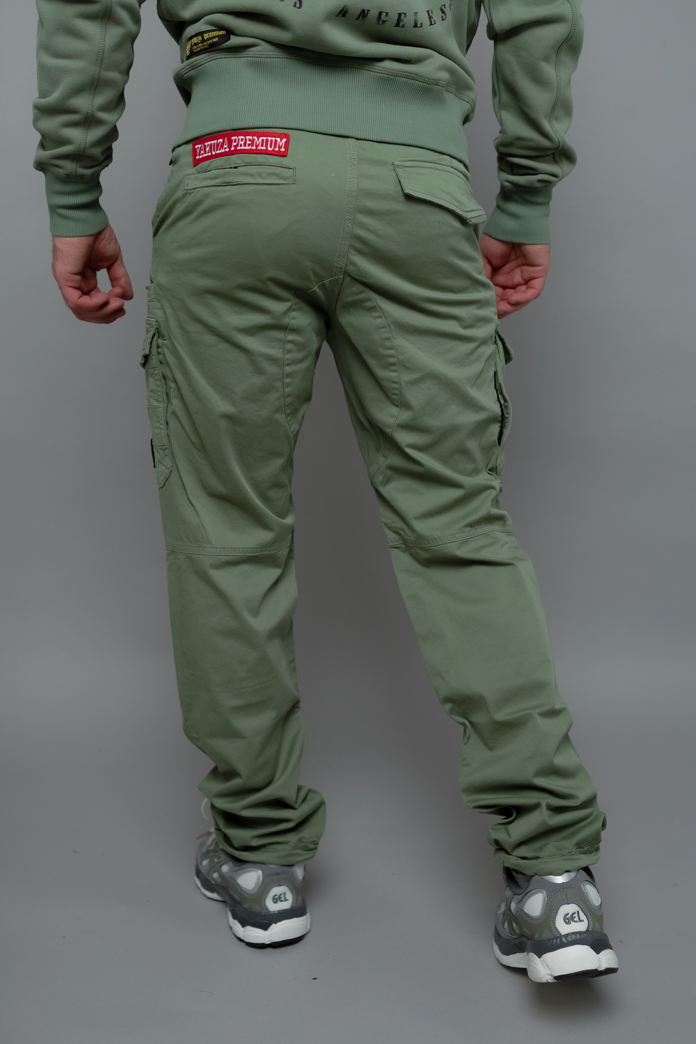 Карго брюки оливковые Yakuza Premium 3753