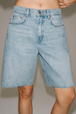 ZARA ДЖИНСОВЫЕ ШОРТЫ RELAXED СО СРЕДНЕЙ ПОСАДКОЙ — ZW COLLECTION, ЛИНЯЛЫЙ СИНИЙ
