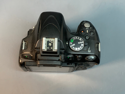 Nikon D5100 Kit 18-55mm 3.5-5.6G VR 149.000 кадров