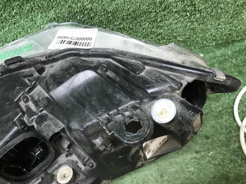 Битая Фара правая BMW X3 G01 (17-21) Adaptive LED