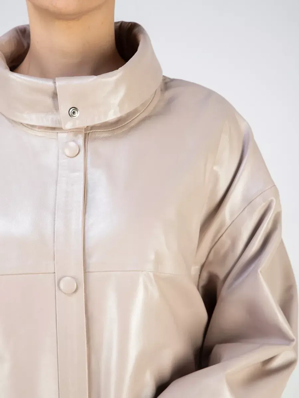 Кожаная куртка демисезонная оверсайз