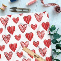 Ткань муслин красные сердечки на белом фоне