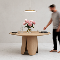 Дизайнерский обеденный стол BLOSSOM latte
