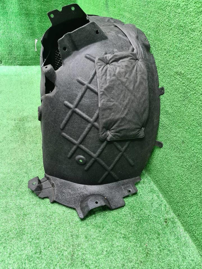 Подкрылок передний правый Lixiang L9 (2022-н.в.)