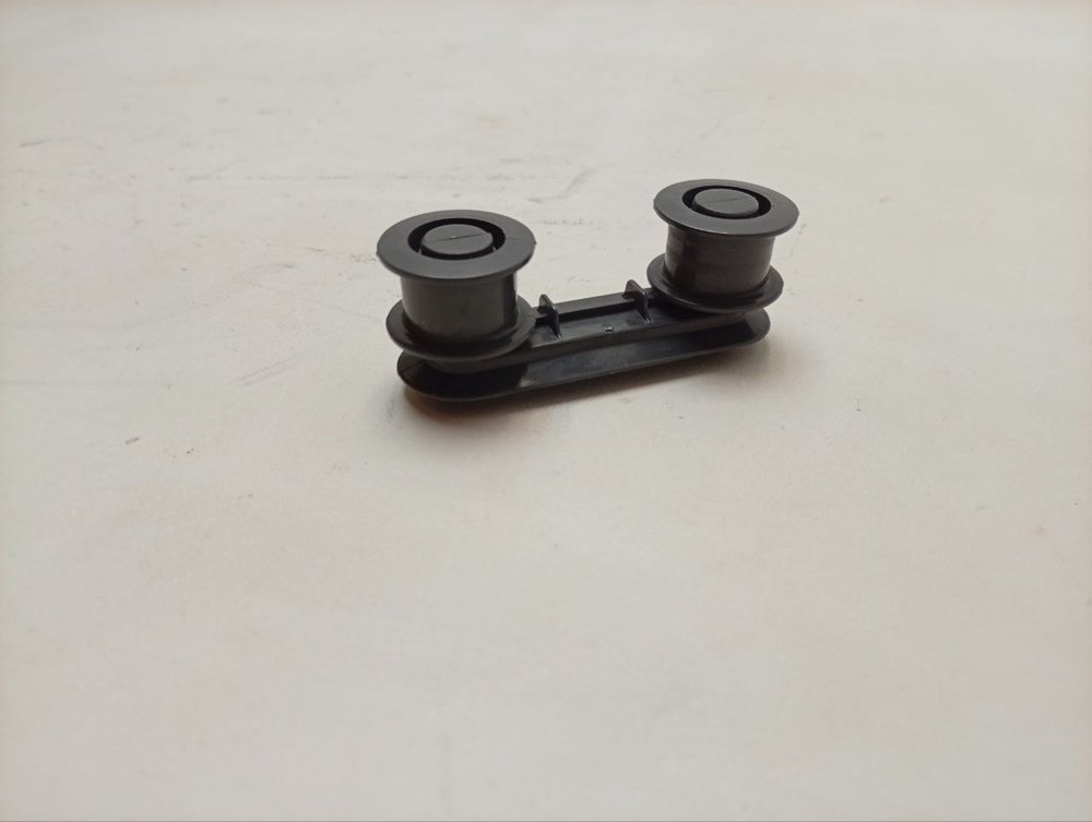 ESL98330 ктп2 Ролики боковой стенки посудомоечных машин Electrolux AEG Zanussi 1522029121 б/у