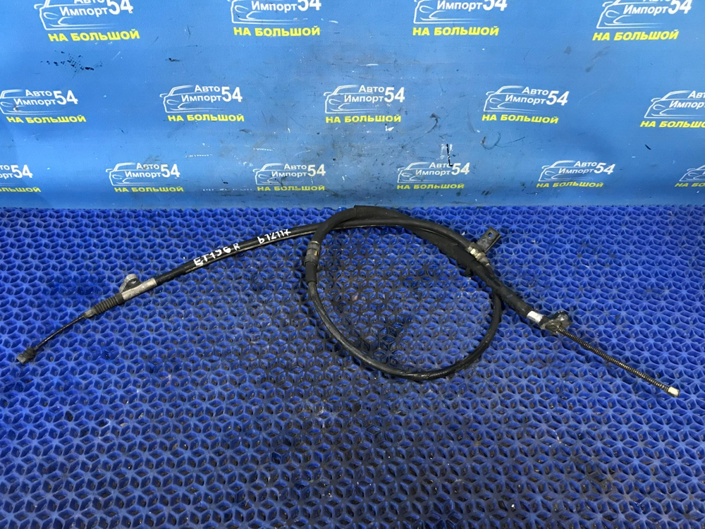 Трос ручника правый TOYOTA CALDINA 1992-1997