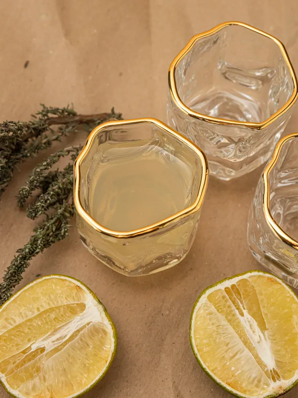 Набор изогнутых шотов, 60 мл, 6 шт. с золотой каймой