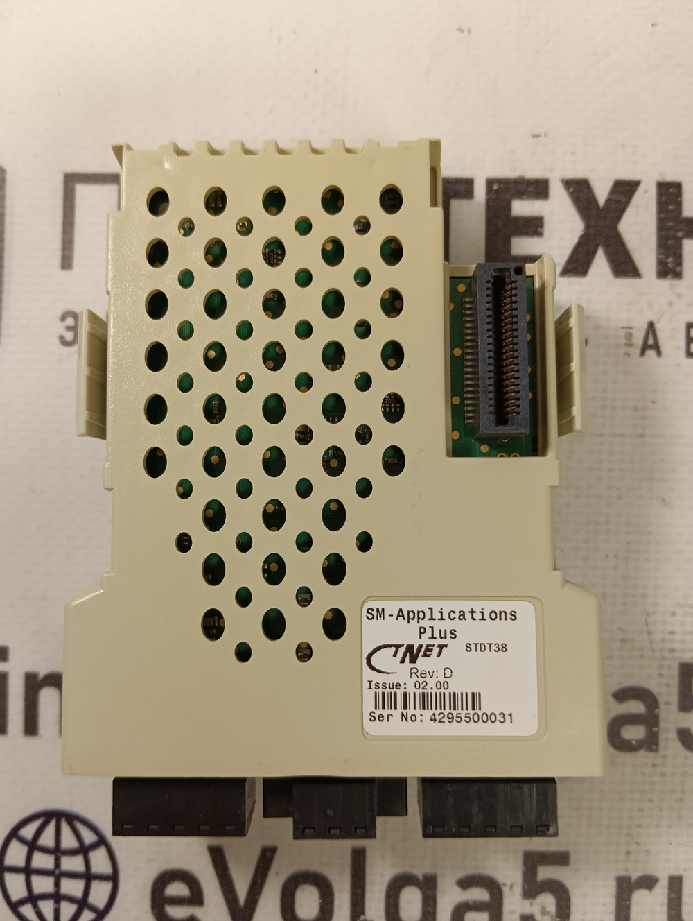 Control Techniques SM-Applications Plus 82000000014000 с хранения