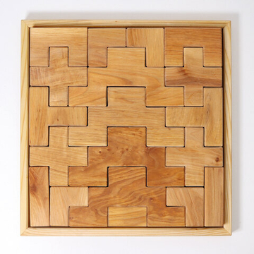 Деревянный конструктор "Лесенки" не окрашенный, поддон, 19 деталей