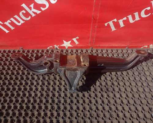 Кронштейн пневморессоры левый