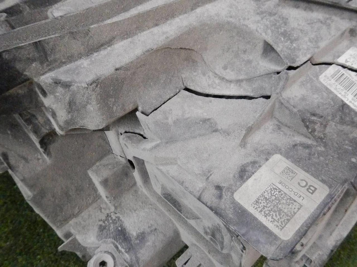 Битая Фара левая Mercedes B w246 (2014-2018) LED