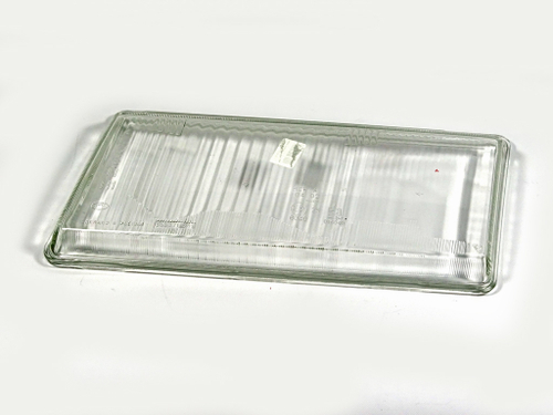 Стекло фары 2110 (583.3711) левой