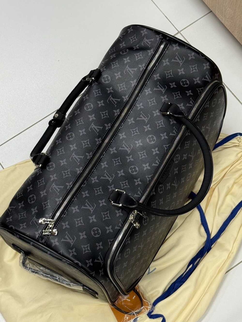 Дорожная сумка Louis Vuitton Neo Eole