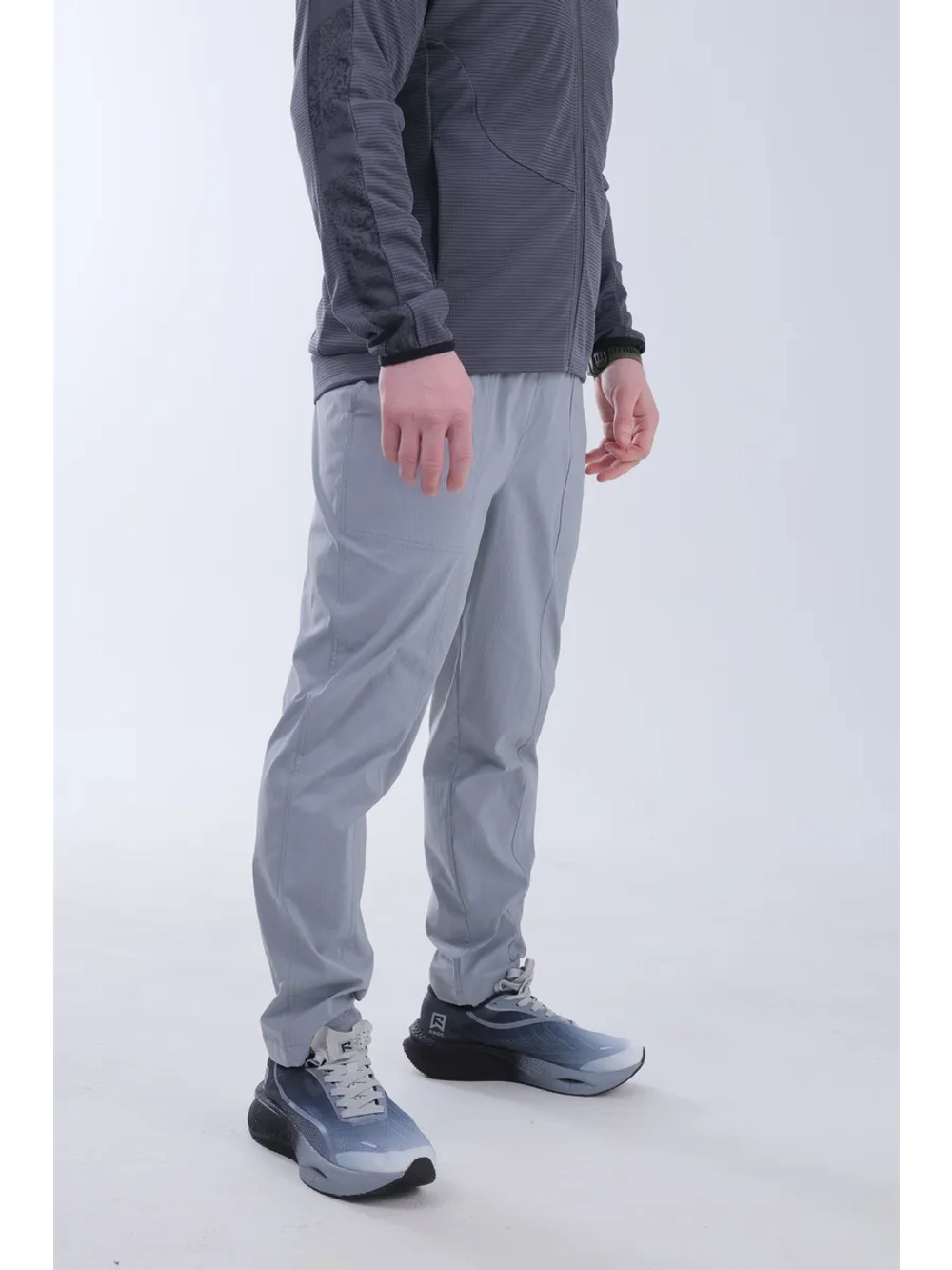 Спортивные брюки прямого кроя