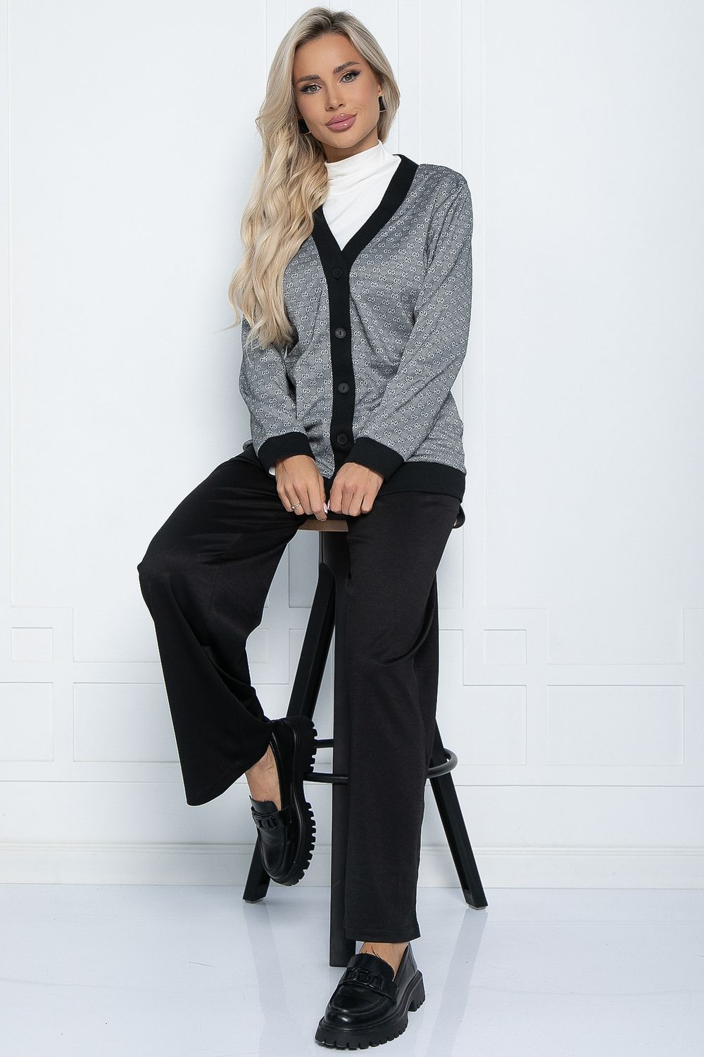 Костюм "Никто не круче" (паттерн) К12057 LT Collection