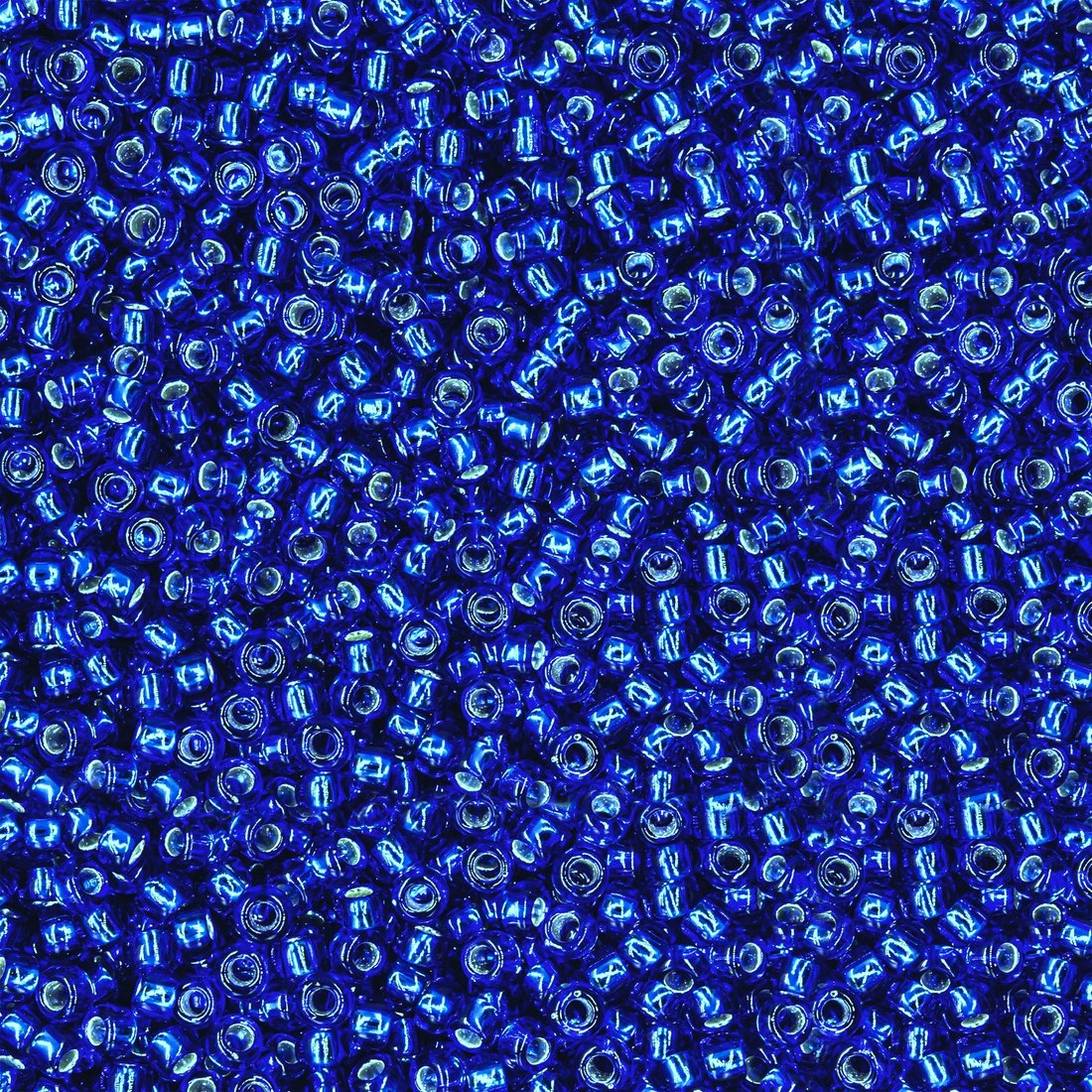 Японский бисер TOHO Round 15/0 (№28), с внутренним серебрением, прозрачный