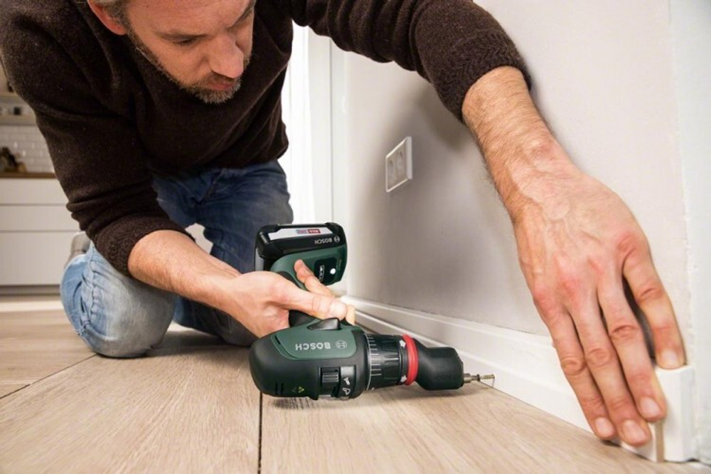 Аккумуляторная дрель-шуруповерт BOSCH AdvancedImpact 18 Set 06039B5103 Кейс, 2х2,5Ач