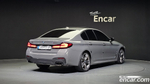BMW 5 Series (G30) M550i xDrive (01.2022)
