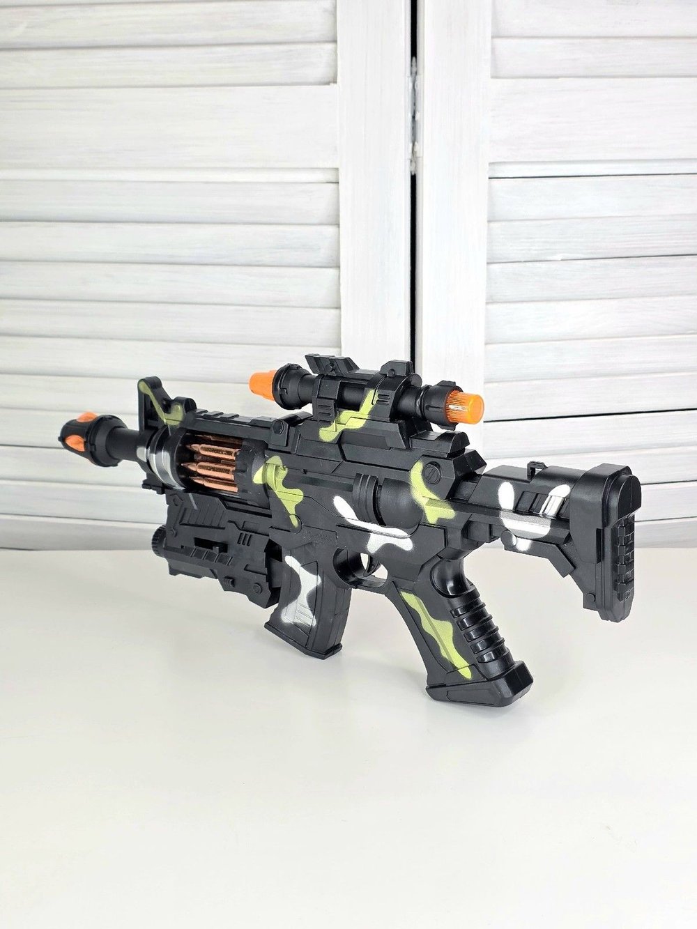 Автомат с лазерным прицелом свет/звук/мягкие пули в коробке (200346852)