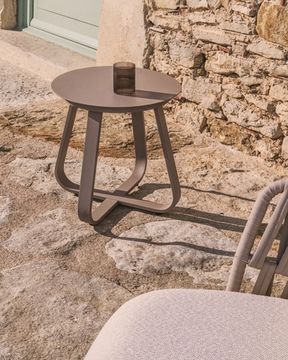 Уличный столик Tamaris из алюминия цвета таупе Ø48 см