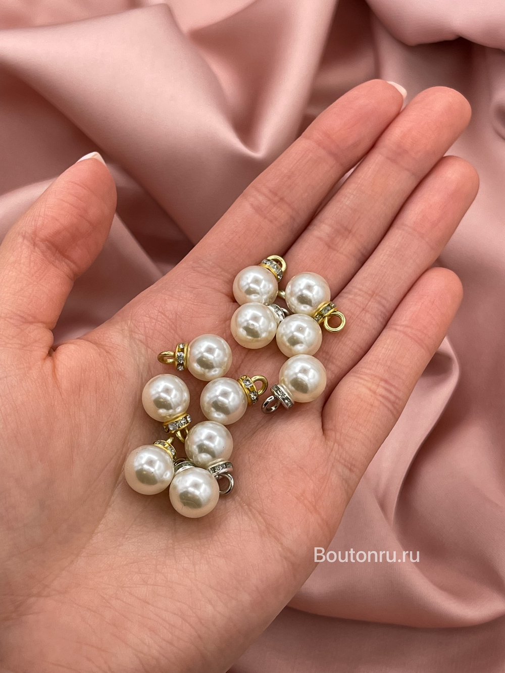 Пуговицы Жемчужные серебристые со стразами скидка
