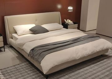 Двуспальная кровать на ножках Eosonno
