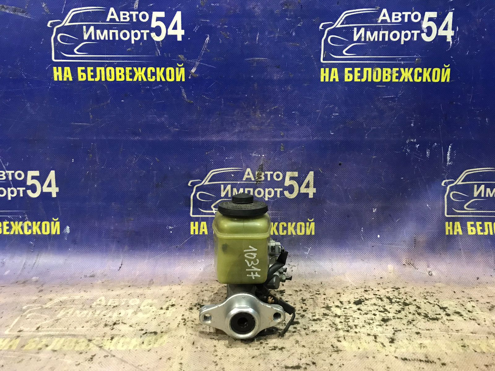 Главный тормозной цилиндр TOYOTA HILUX SURF 1995-2002