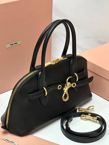 Сумка MIU MIU Aventure, черная