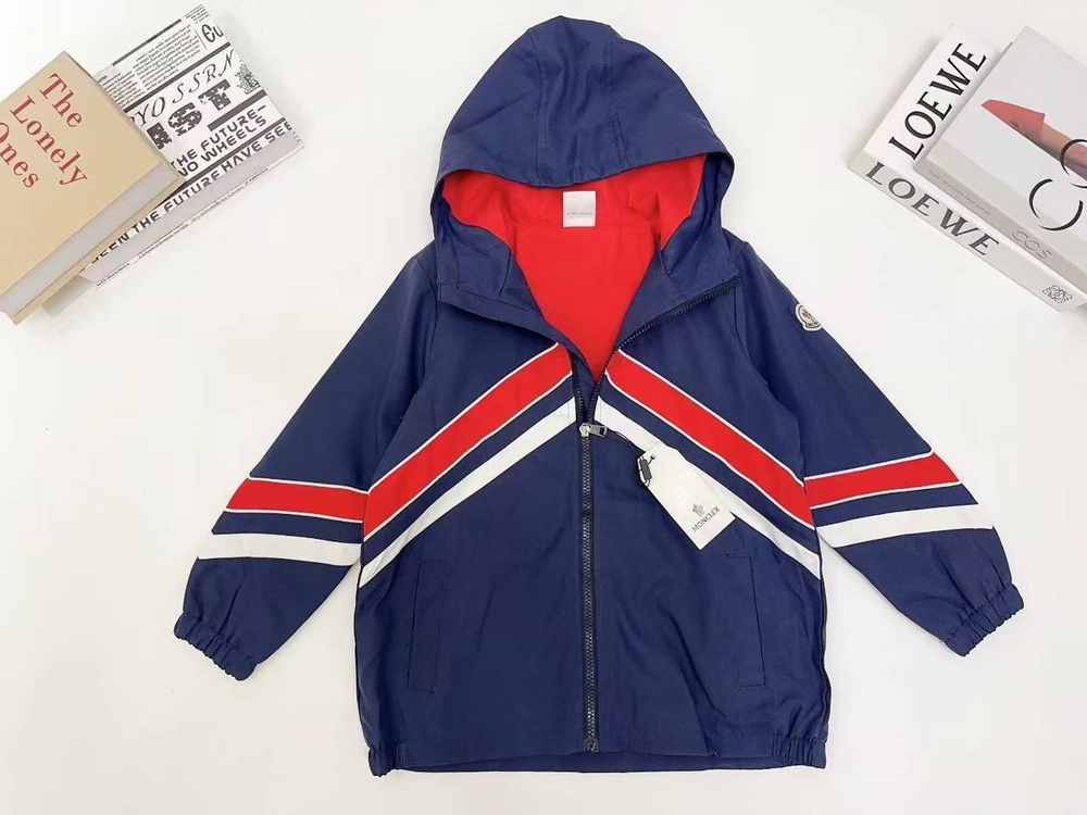 Детская ветровка Moncler