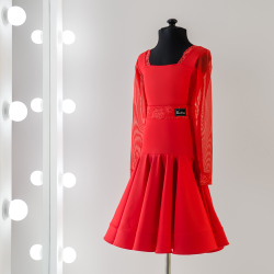 купить девочке рейтинговое платье