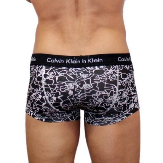 Мужские трусы боксеры Calvin Klein черные с узором