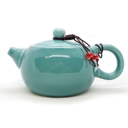 Фарфоровые чайники