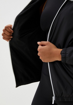 Ветровка женская PUMA ESS Solid Windbreaker