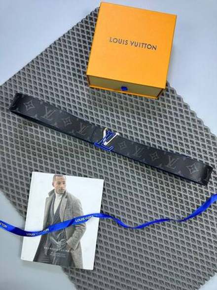 Двухсторонний ремень Louis Vuitton