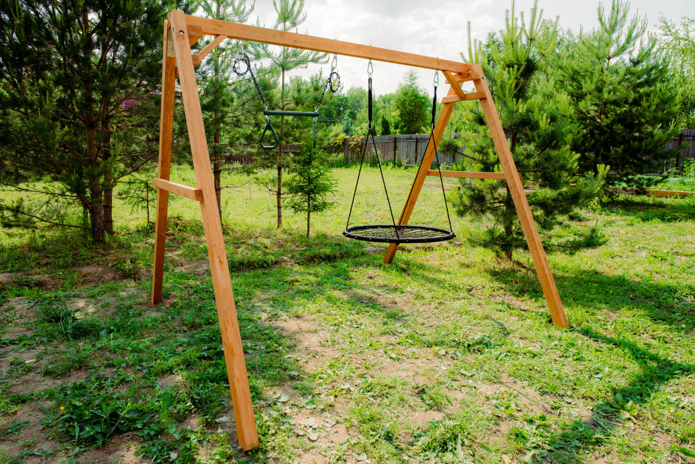 Деревянные качели с качелями гнездо 100 см и трапецией P911-8