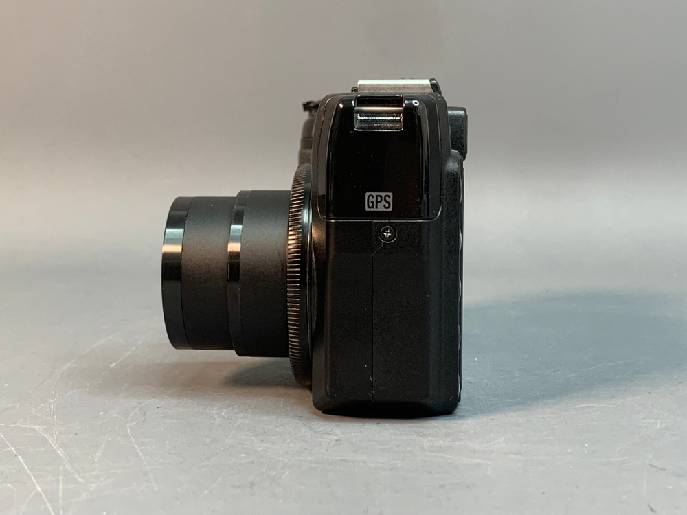 Nikon Coolpix P6000