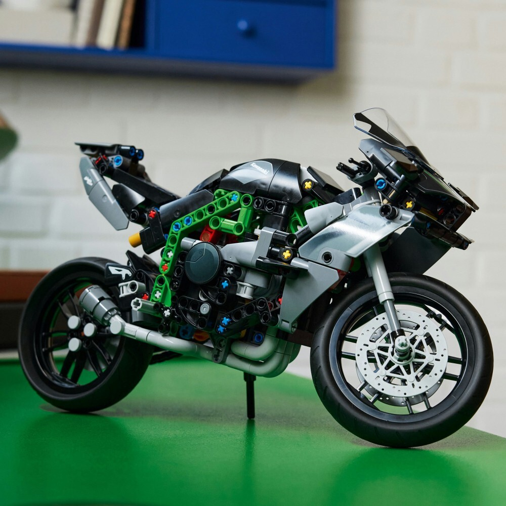 LEGO Technic Kawasaki Ninja H2R 42170 42170 GTIN 5702017583556 9 360 Yomamaz