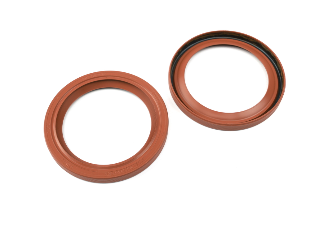 Сальник 80х100х10 а/м ВАЗ,ГАЗель,УАЗ коленчатого вала задний дв. ЗМЗ, УМЗ, ВАЗ 2108, 2170-2172, Приора, Evotech 2.7 (красный с губой/FPM) Резинотехника г. Балаково ( ОЕ 2108-1005160 )