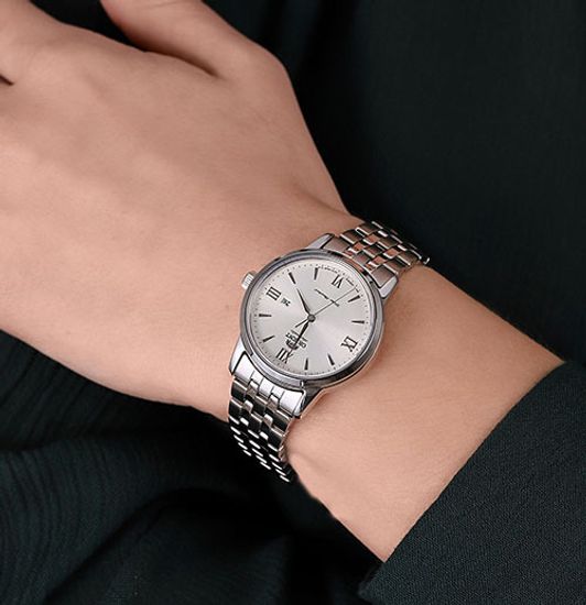 Женские часы Orient RA-NR2003S10B