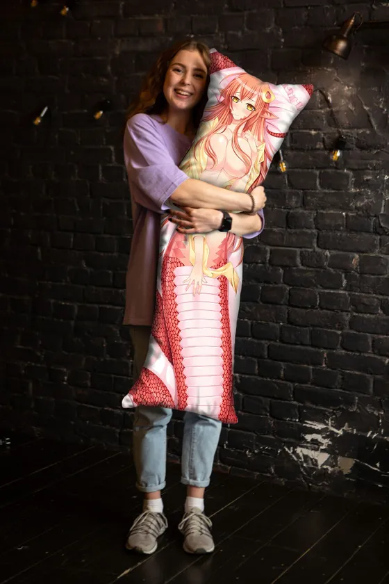 Дакимакура Мия