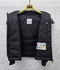 Пуховик Moncler