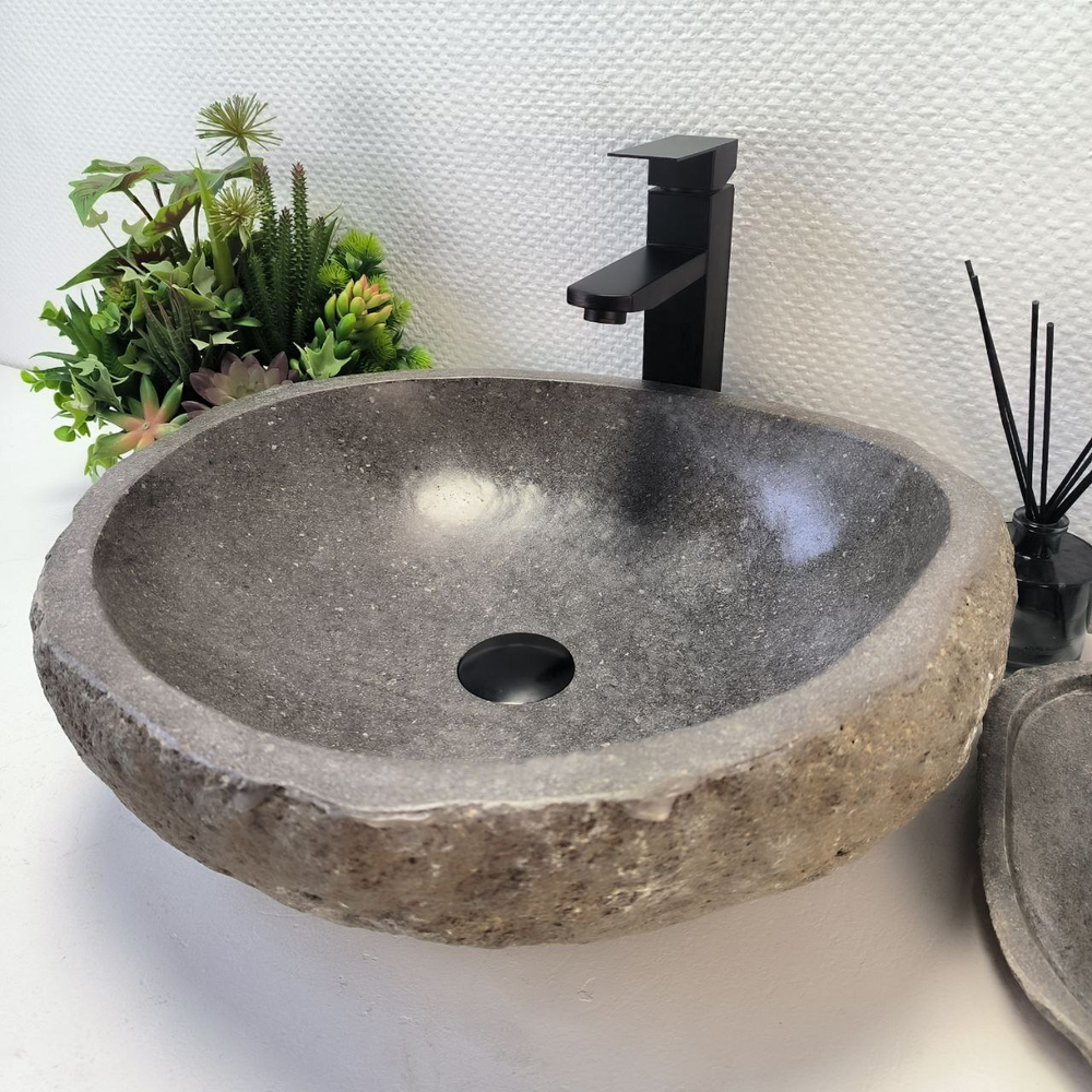 Раковина из речного камня RS-64140 (48*43*16) 0123