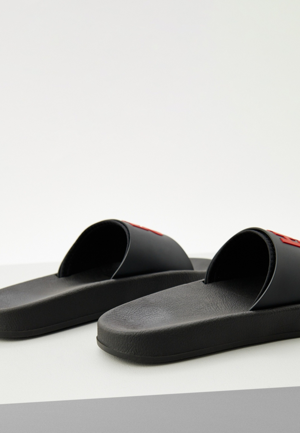 Шлепанцы мужские HUGO Nil_Slid_mdtpu_N 10249876 01