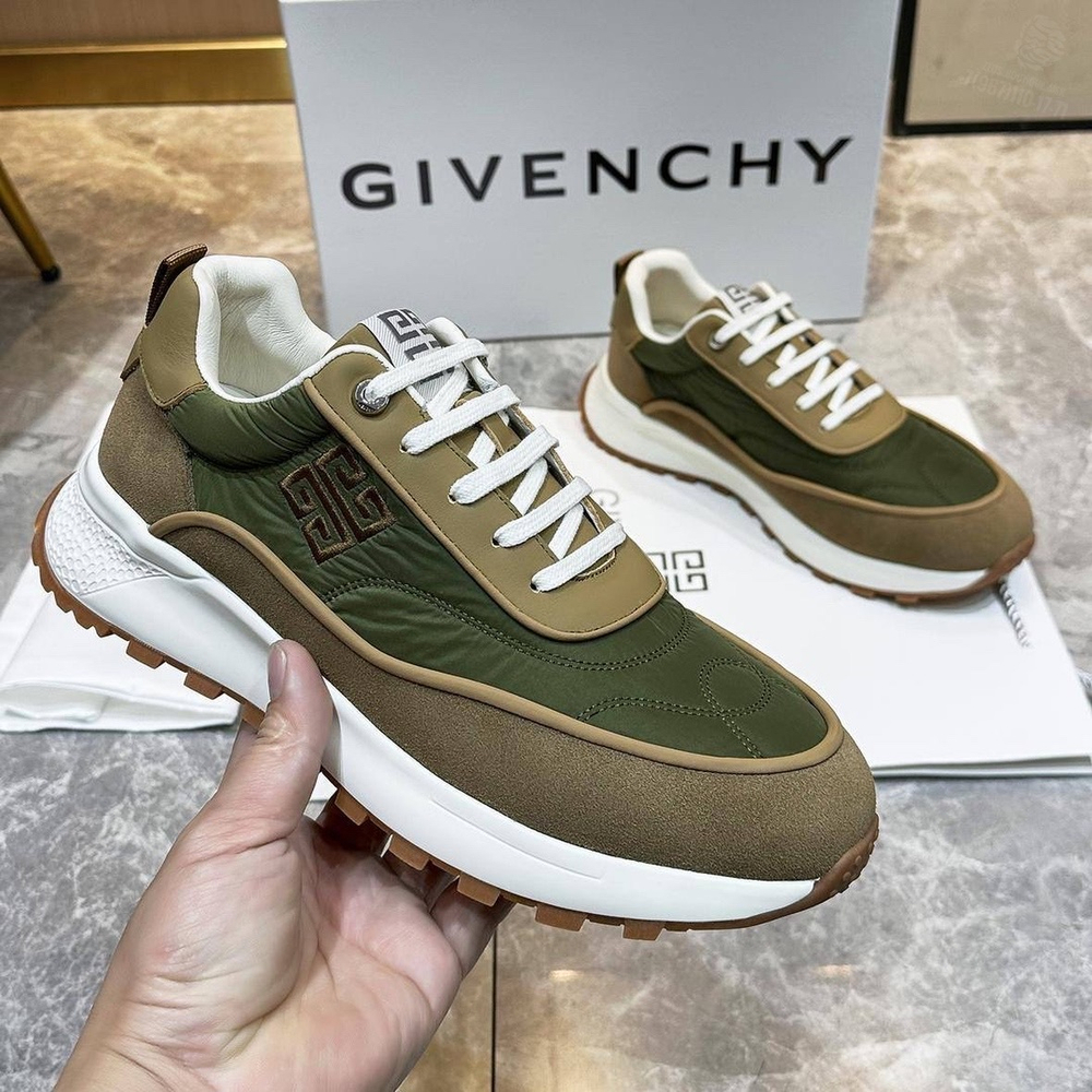 Кроссовки Givenchy