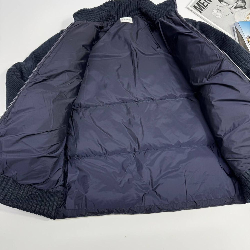 Пуховик Moncler
