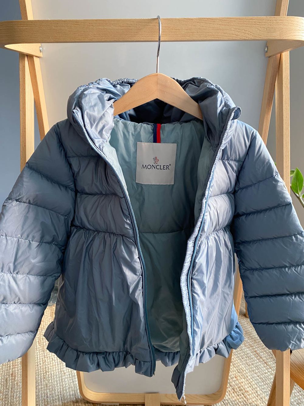 Пуховик Moncler