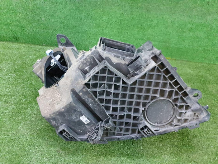 Фара левая Mercedes GLC X253 (2015-2019) LED