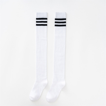 Чулки белые с синими полосками сверху